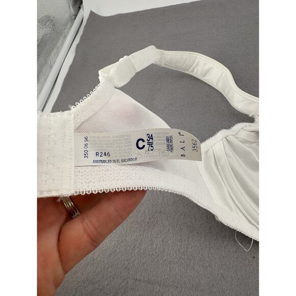 BALI White Unpadded Underwire Bra Size 34C Style 3562 Vintage Padded Strap - Picture 4 of 7